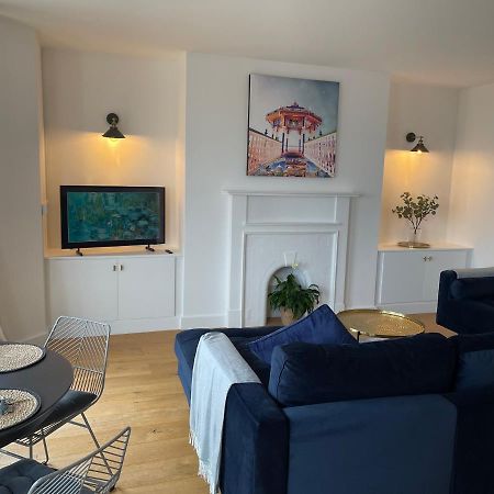 וורטינג Seaview Flat With Balcony, Spacious 2 Bedroom מראה חיצוני תמונה
