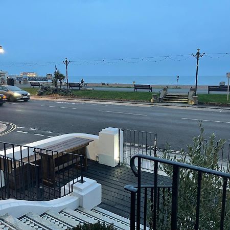 וורטינג Seaview Flat With Balcony, Spacious 2 Bedroom מראה חיצוני תמונה