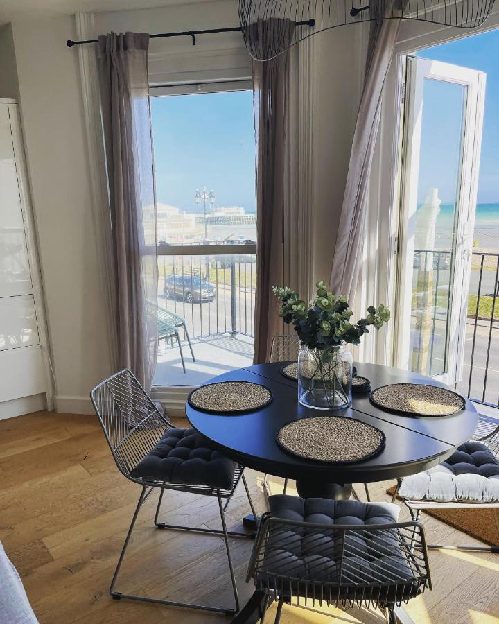 וורטינג Seaview Flat With Balcony, Spacious 2 Bedroom מראה חיצוני תמונה