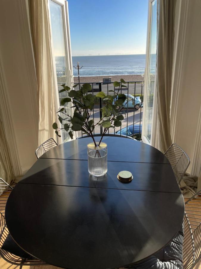 וורטינג Seaview Flat With Balcony, Spacious 2 Bedroom מראה חיצוני תמונה
